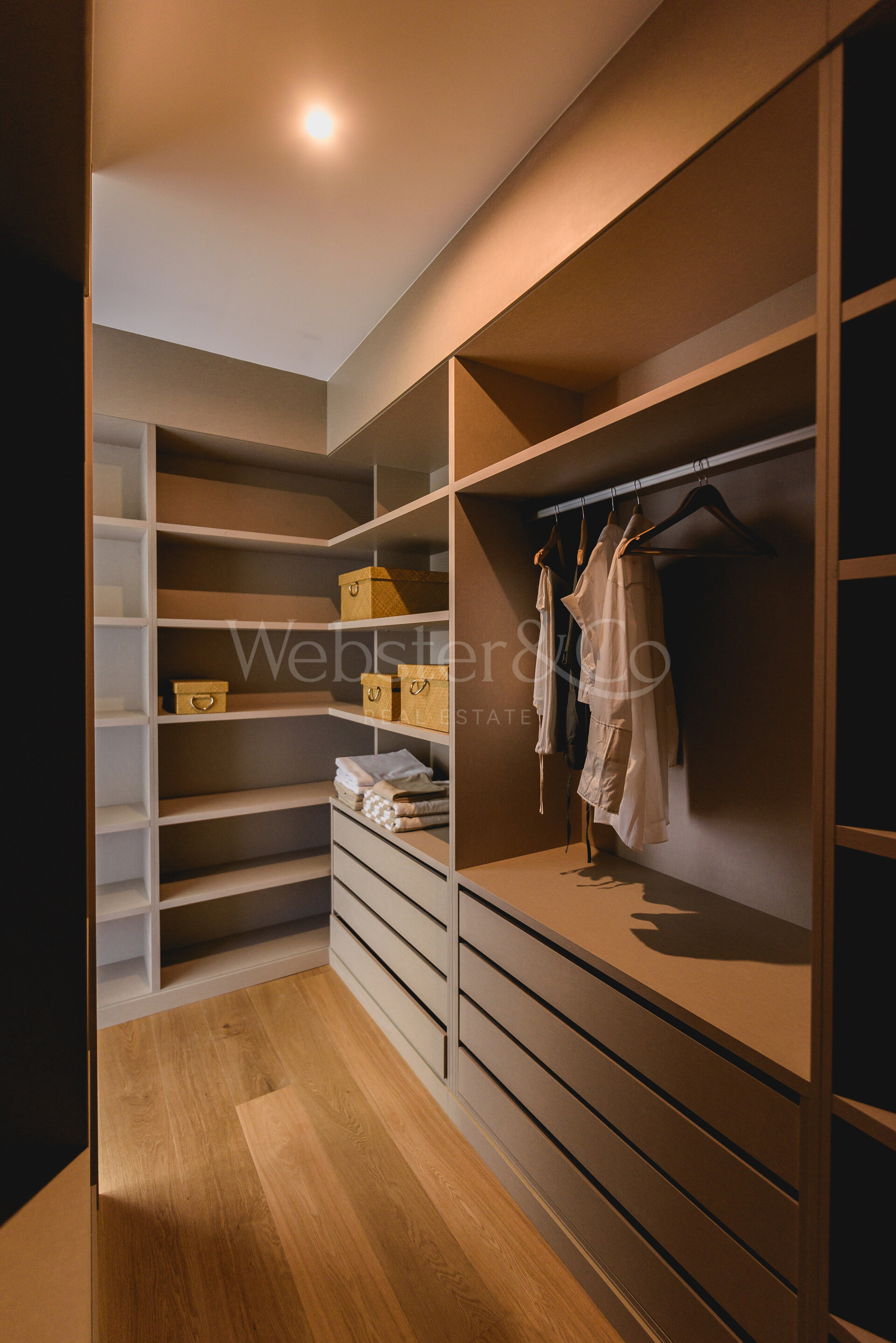 The List - Elegant & Modern Homes in Rio Real