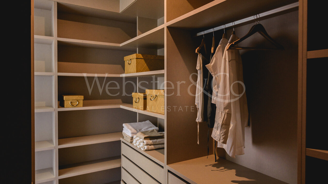 The List - Elegant & Modern Homes in Rio Real