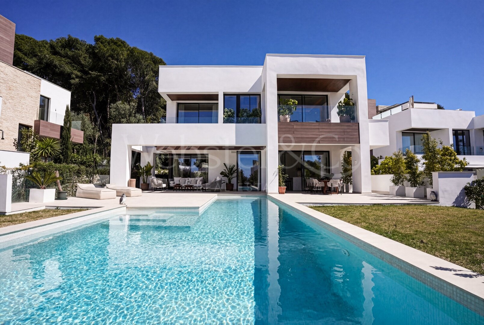 Villa Romero - Golden Mile Modernity