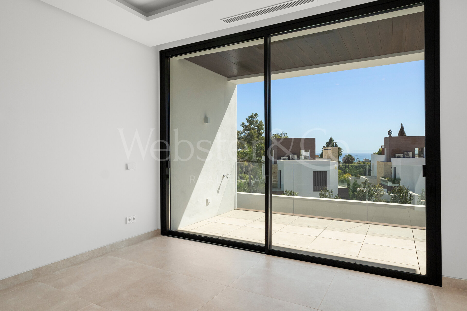 Villa La Fuente 4 - Modernidad en la Milla de Oro