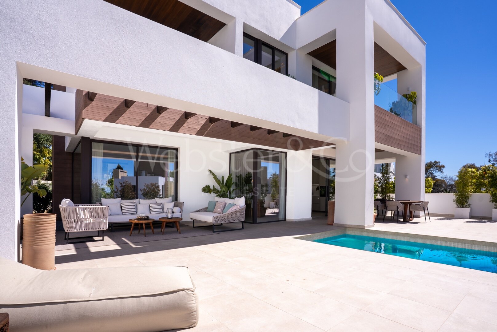 Villa Romero - Golden Mile Modernity