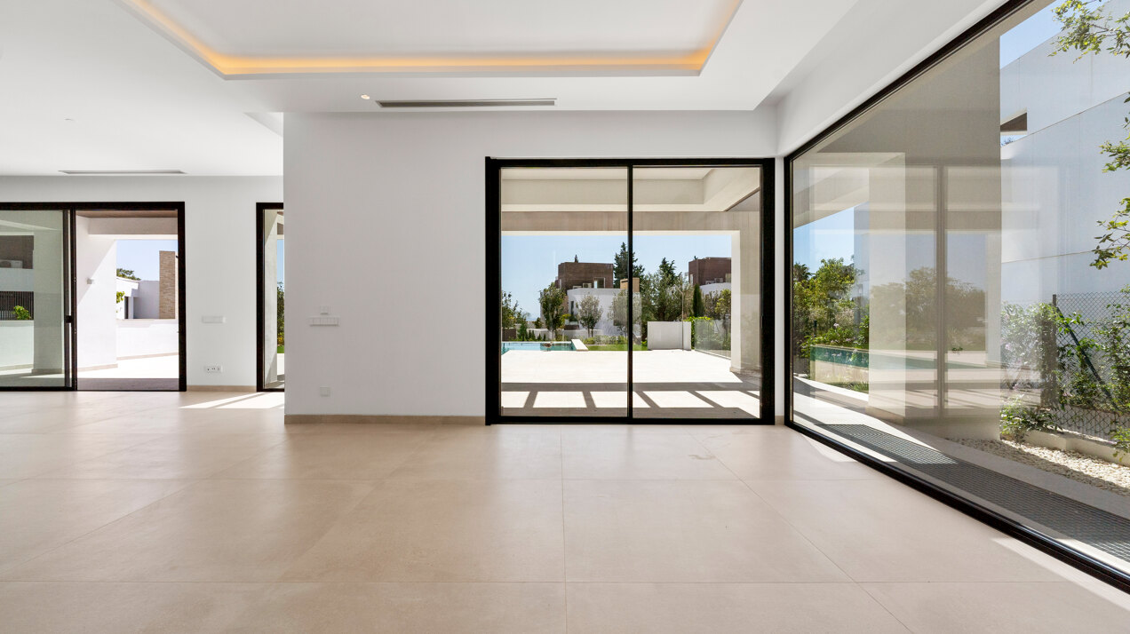 Sleek, chic and modern 4 bedroom villa nestled within prestigious community on Marbella Golden Mile