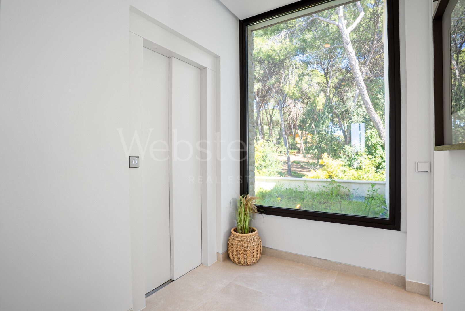 Villa Romero - Golden Mile Modernity