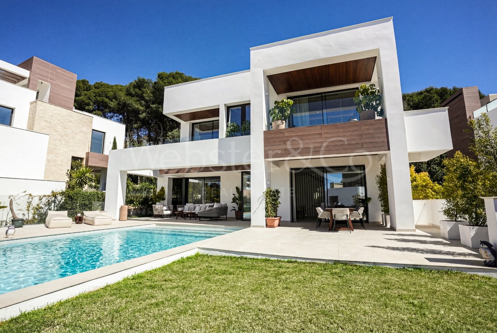 Villa Romero - Golden Mile Modernity