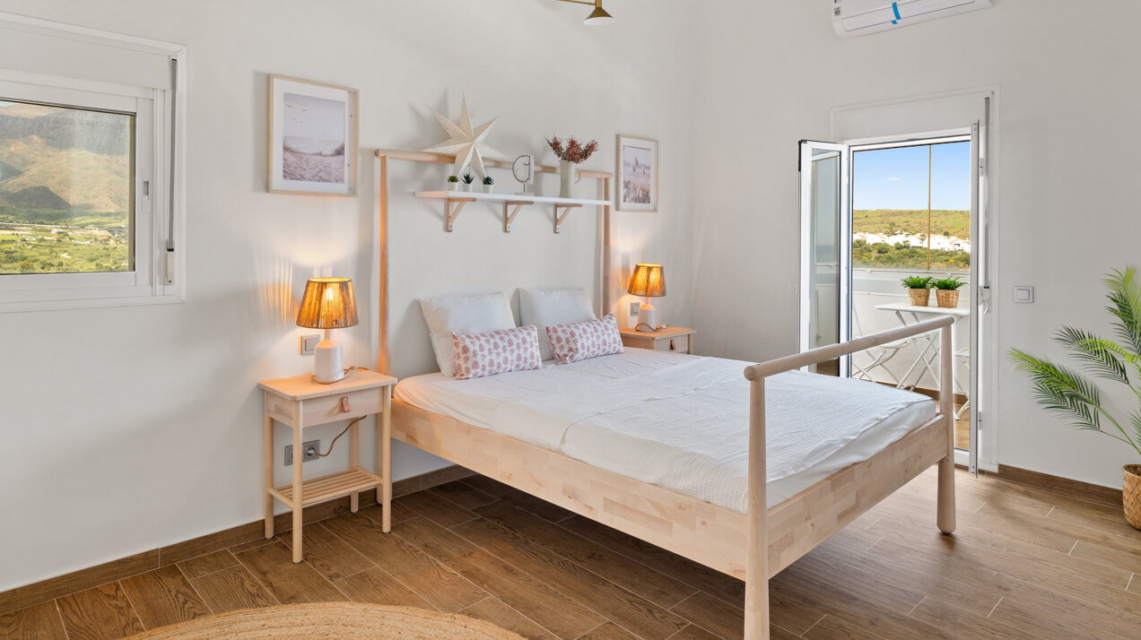 Duplex Penthouse for sale in Bahia Dorada, Estepona West