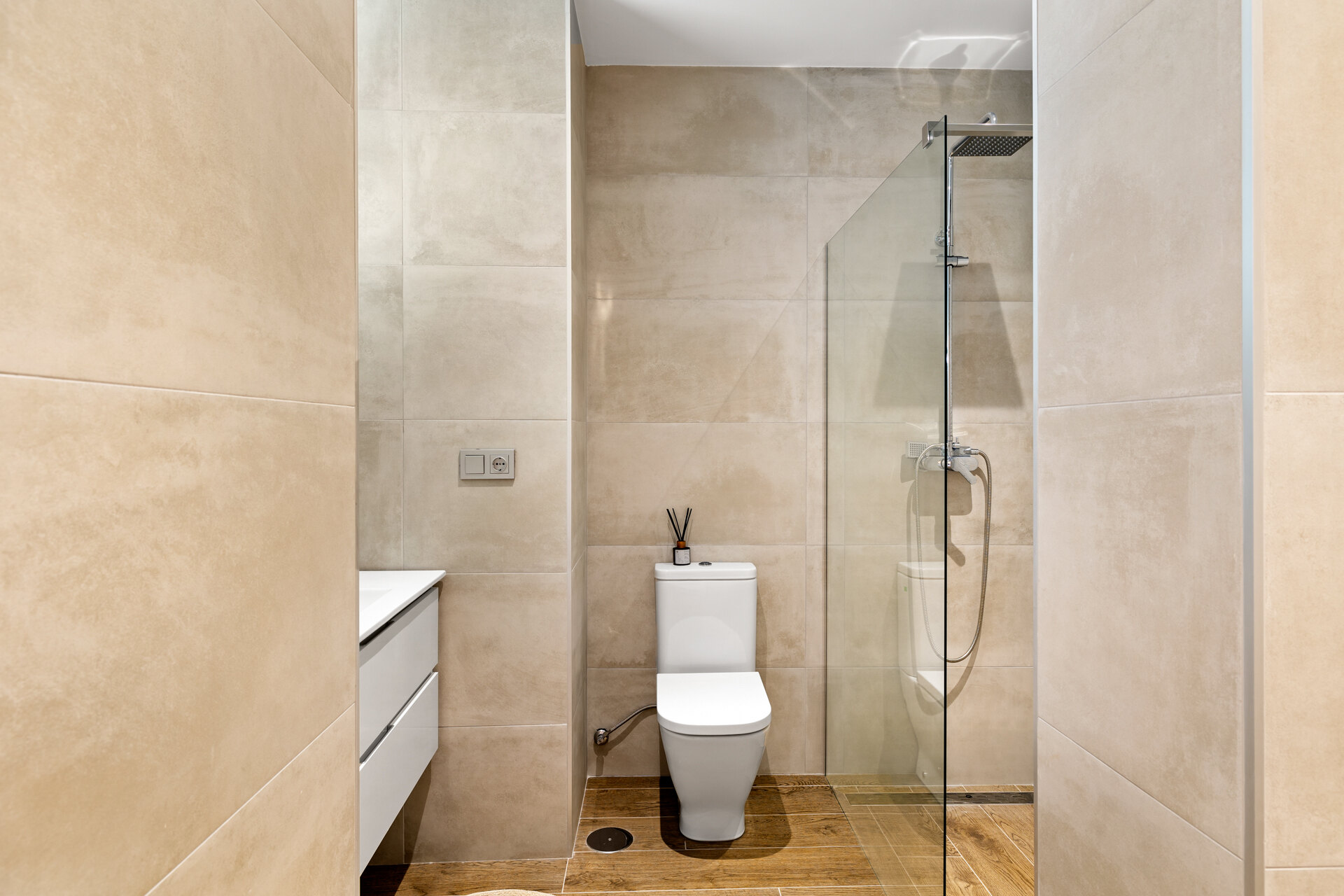 Duplex Penthouse for sale in Bahia Dorada, Estepona West