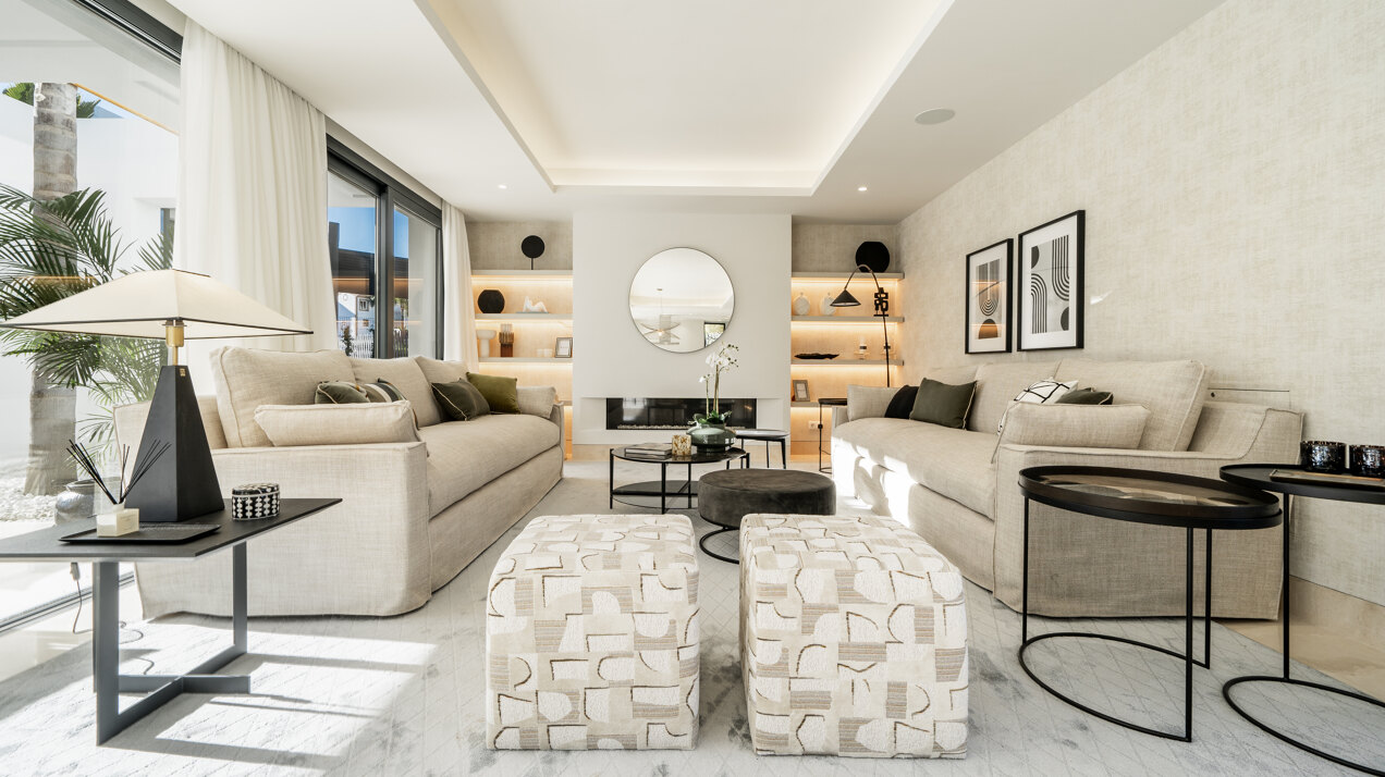 Exquisite contemporary villa nestled in the picturesque landscapes between Marbella and Estepona.
