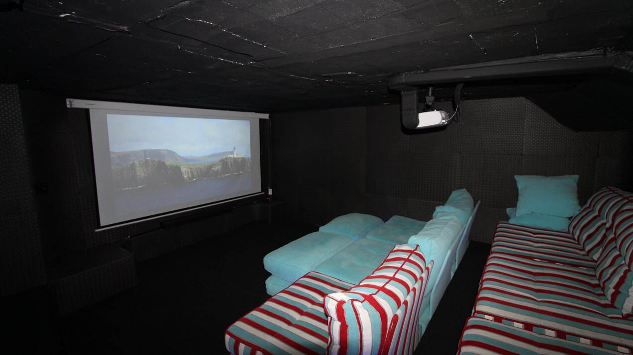 Villa with panoramic views on the first line of golf for sale in Nueva Atalaya, Benahavís