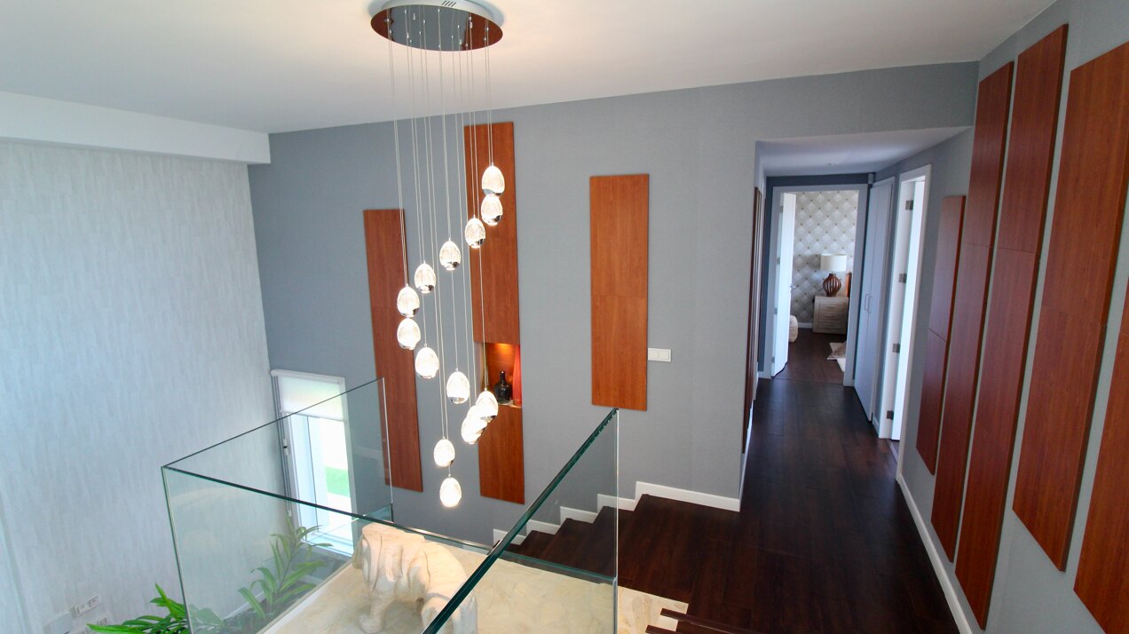 Villa with panoramic views on the first line of golf for sale in Nueva Atalaya, Benahavís