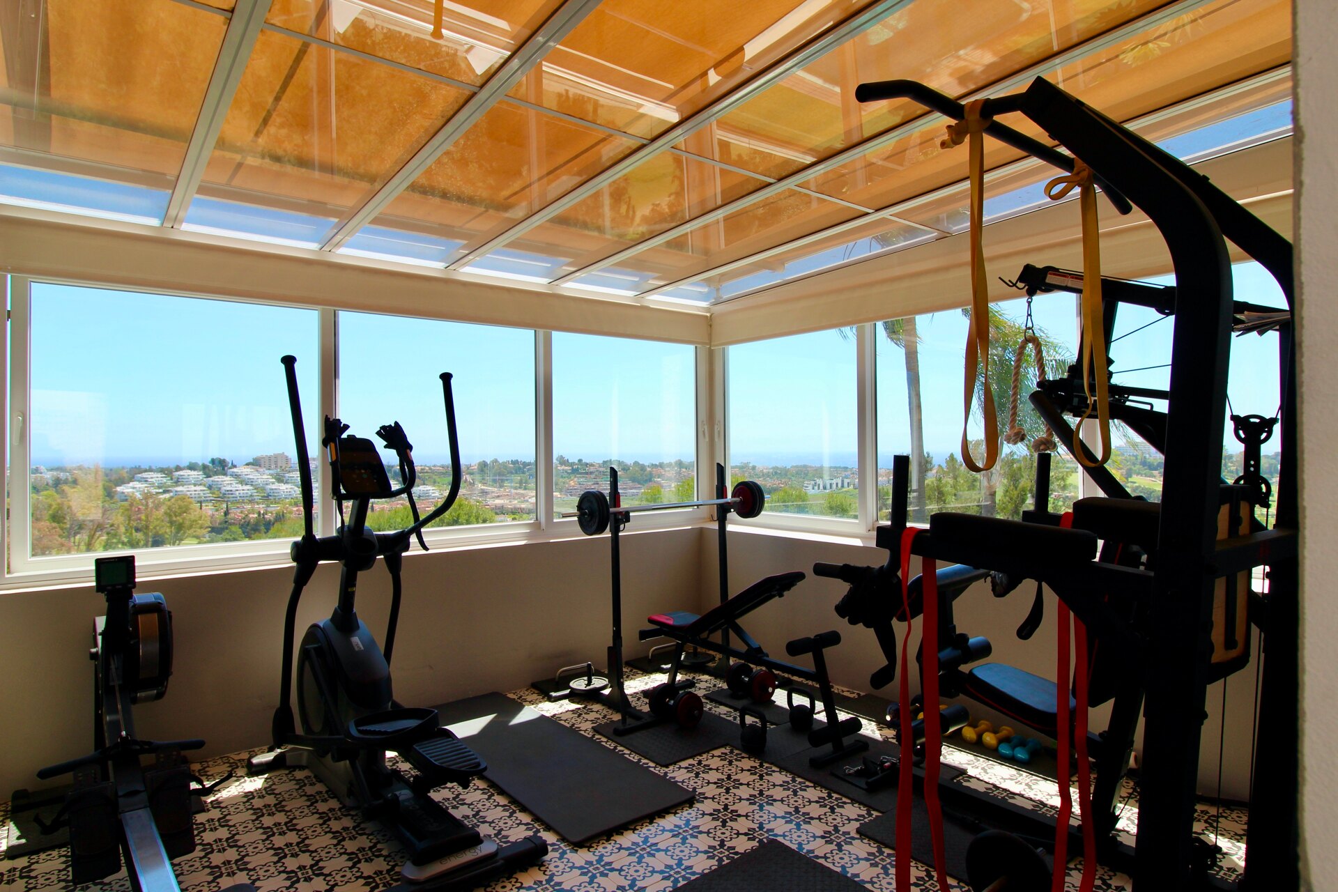 Villa with panoramic views on the first line of golf for sale in Nueva Atalaya, Benahavís