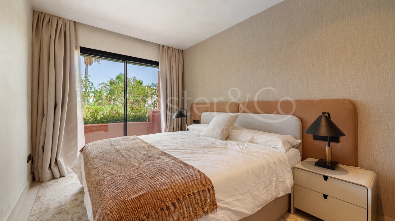 Casa Altos - Renovated Townhouse on the Golden Mile