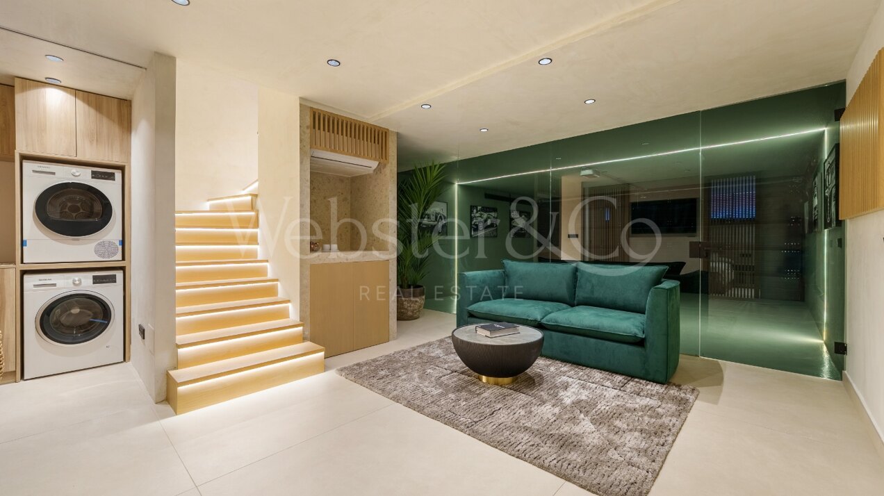 Casa Altos - Renovated Townhouse on the Golden Mile