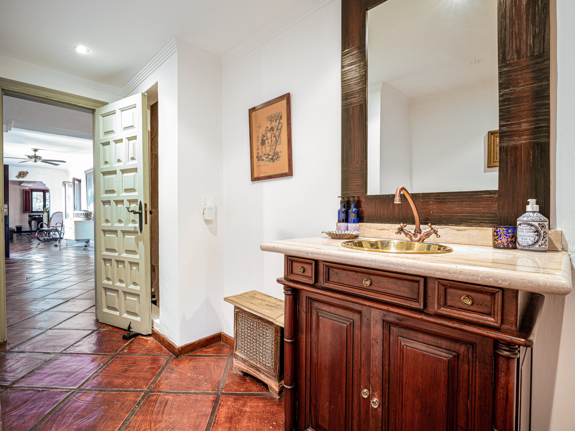 Enchanting blend of rustic elegance & modern comfort