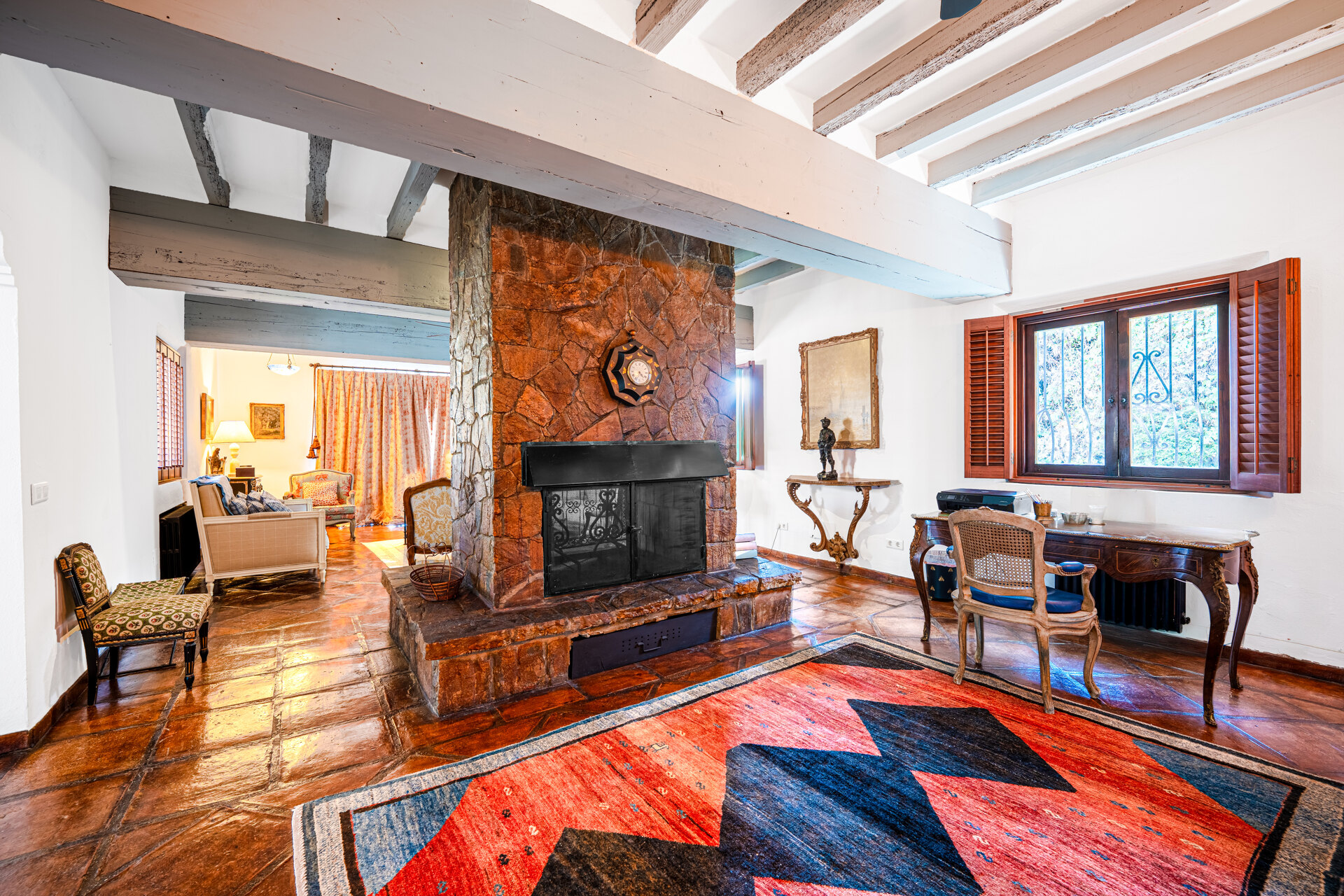 Enchanting blend of rustic elegance & modern comfort