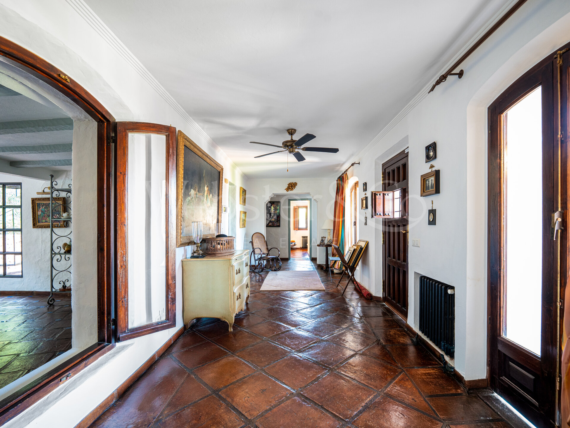 Villa Olivares - Spanish Charm in Nueva Andalucia