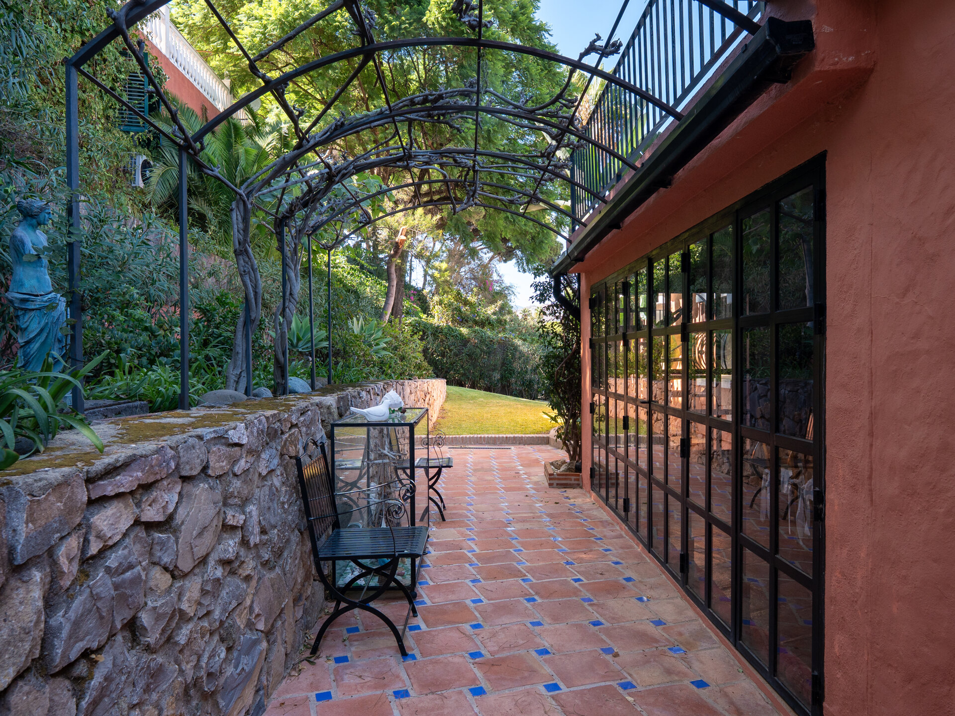 Enchanting blend of rustic elegance & modern comfort