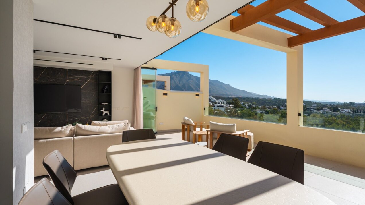 Experience timeless elegance & exquisite style
