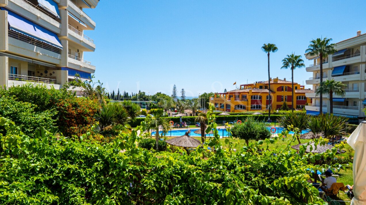 Apartment Costa - Modern Luxury on The Golden Mile