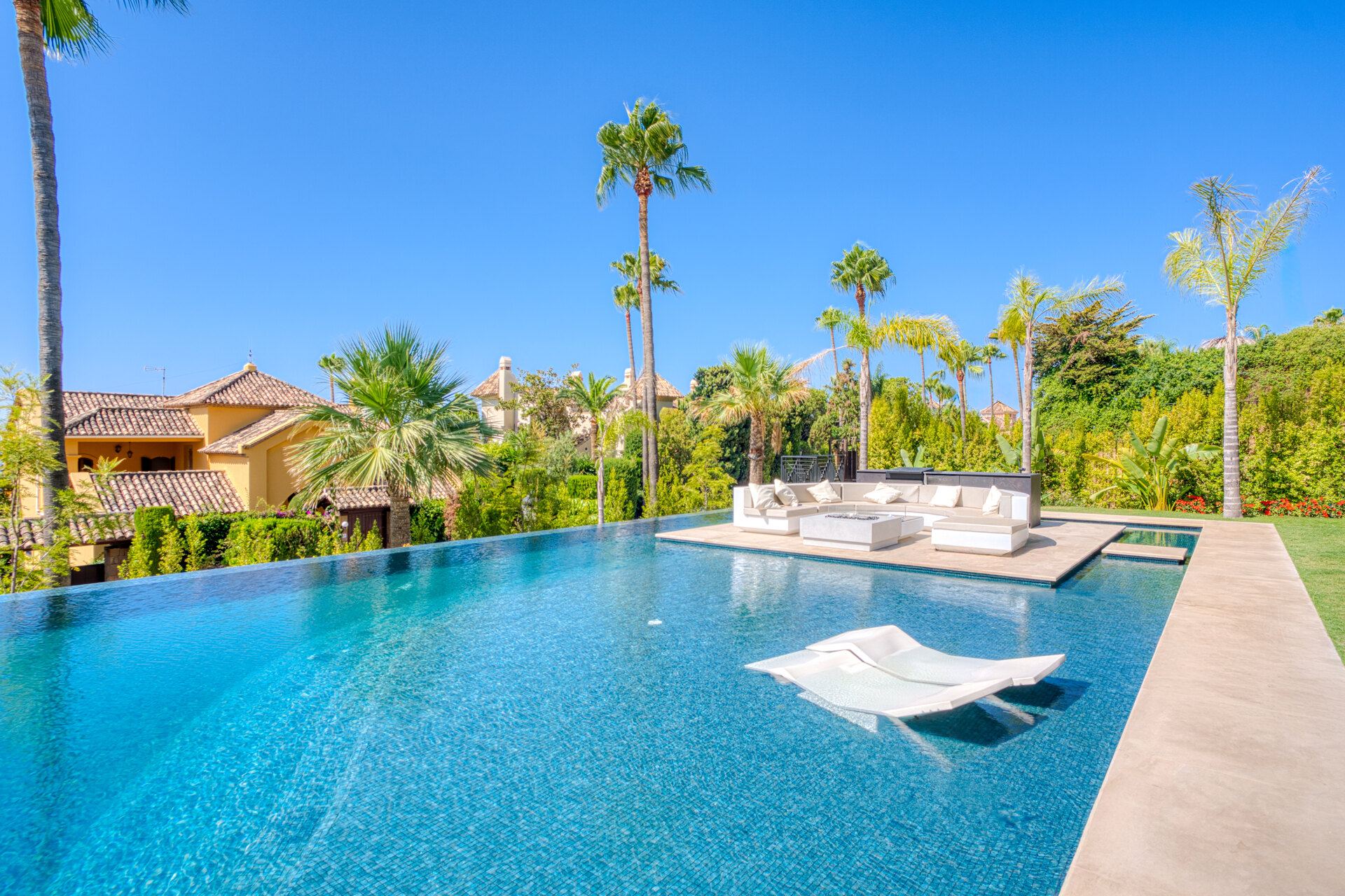 Unique mansion in gated community of Sierra Blanca