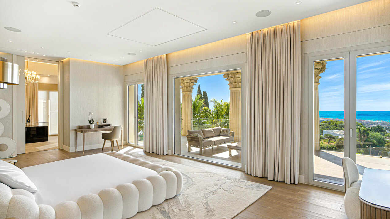 Unique mansion in gated community of Sierra Blanca