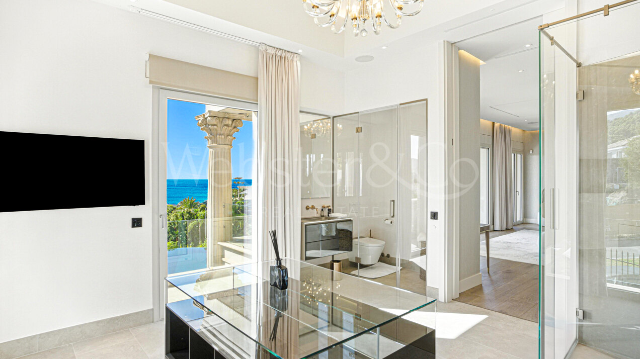 Unique mansion in gated community of Sierra Blanca