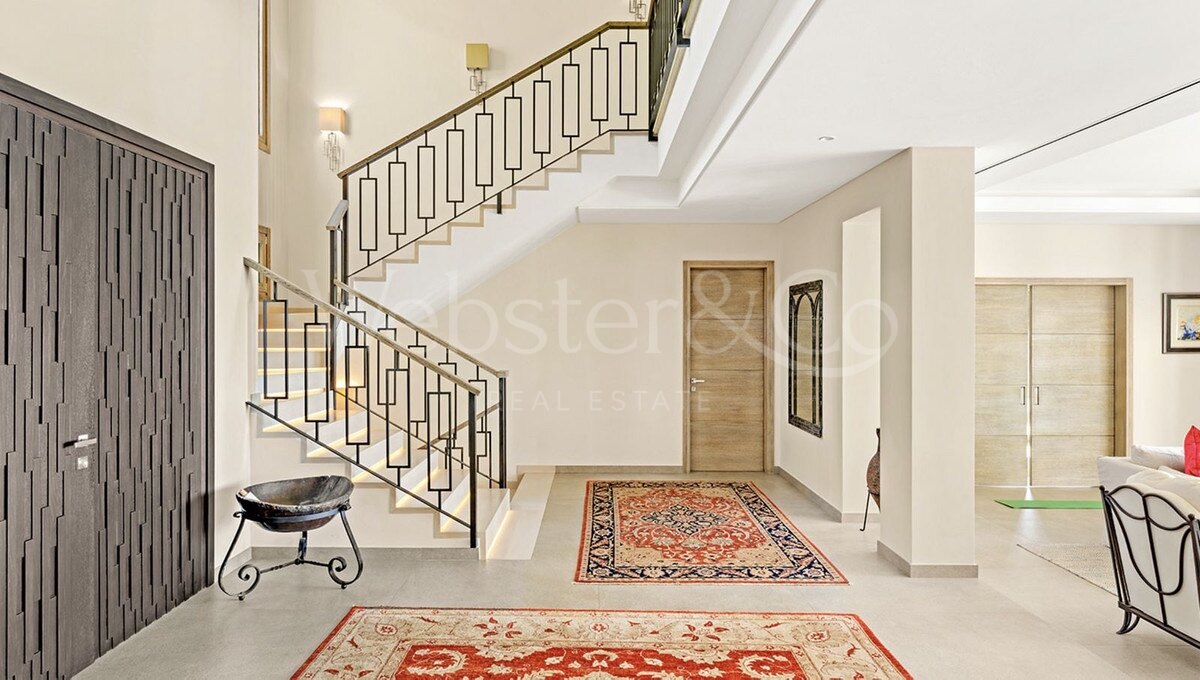 Villa Luz - Beautiful Home in La Zagaleta