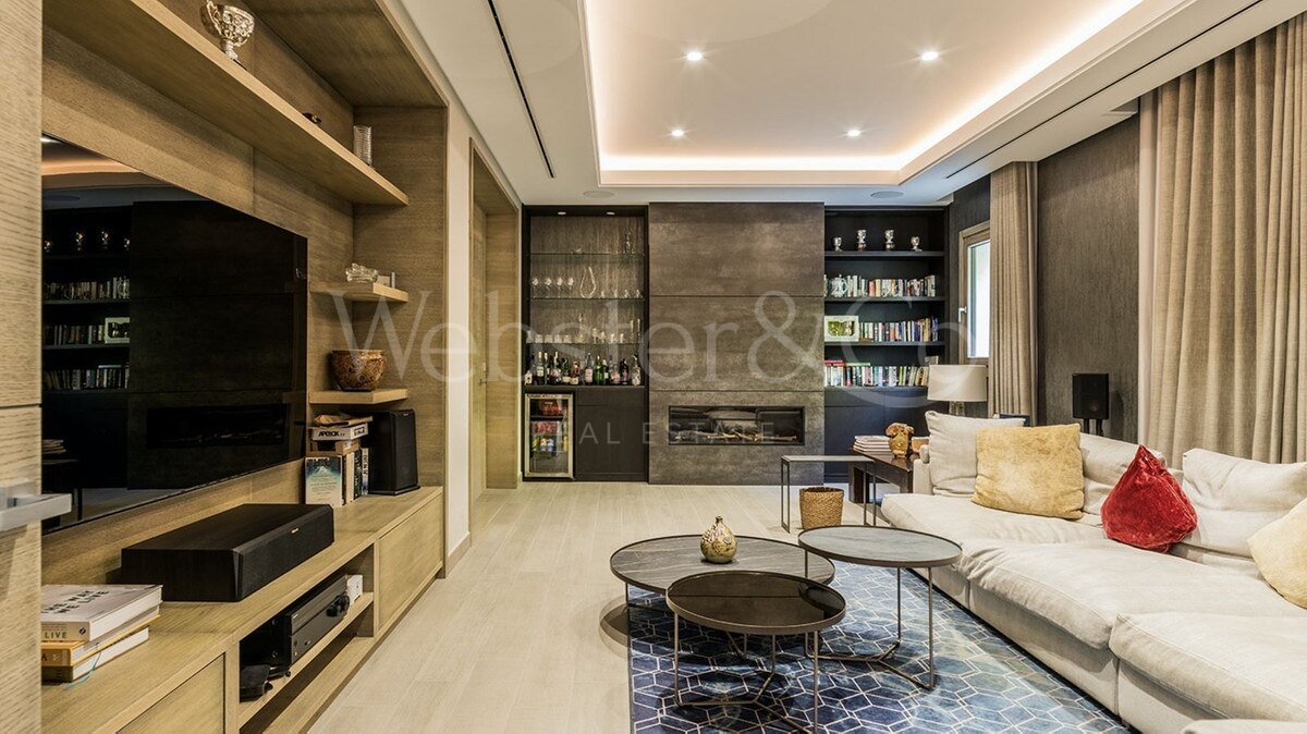 Villa Luz - Beautiful Home in La Zagaleta