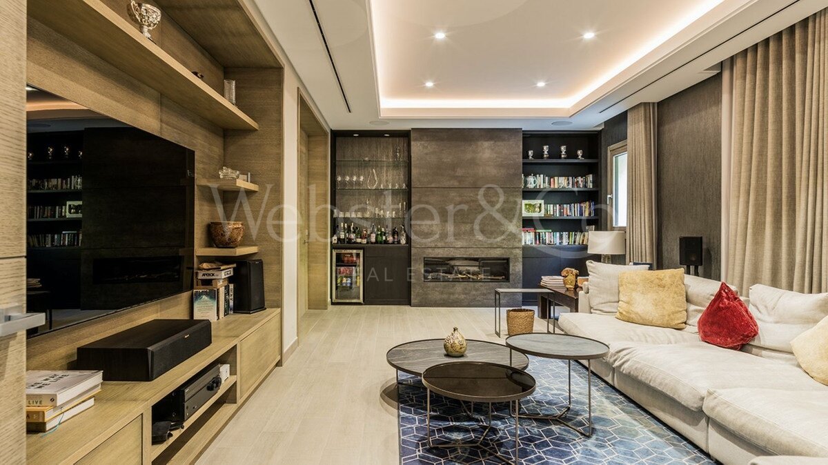 Villa Luz - Beautiful Home in La Zagaleta