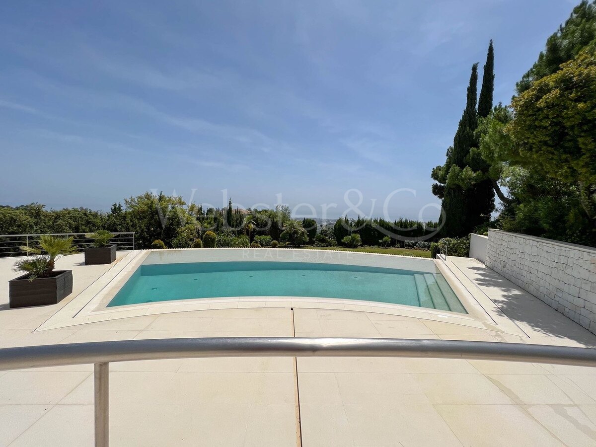 Villa Palmera - Luxury & Security in La Zagaleta