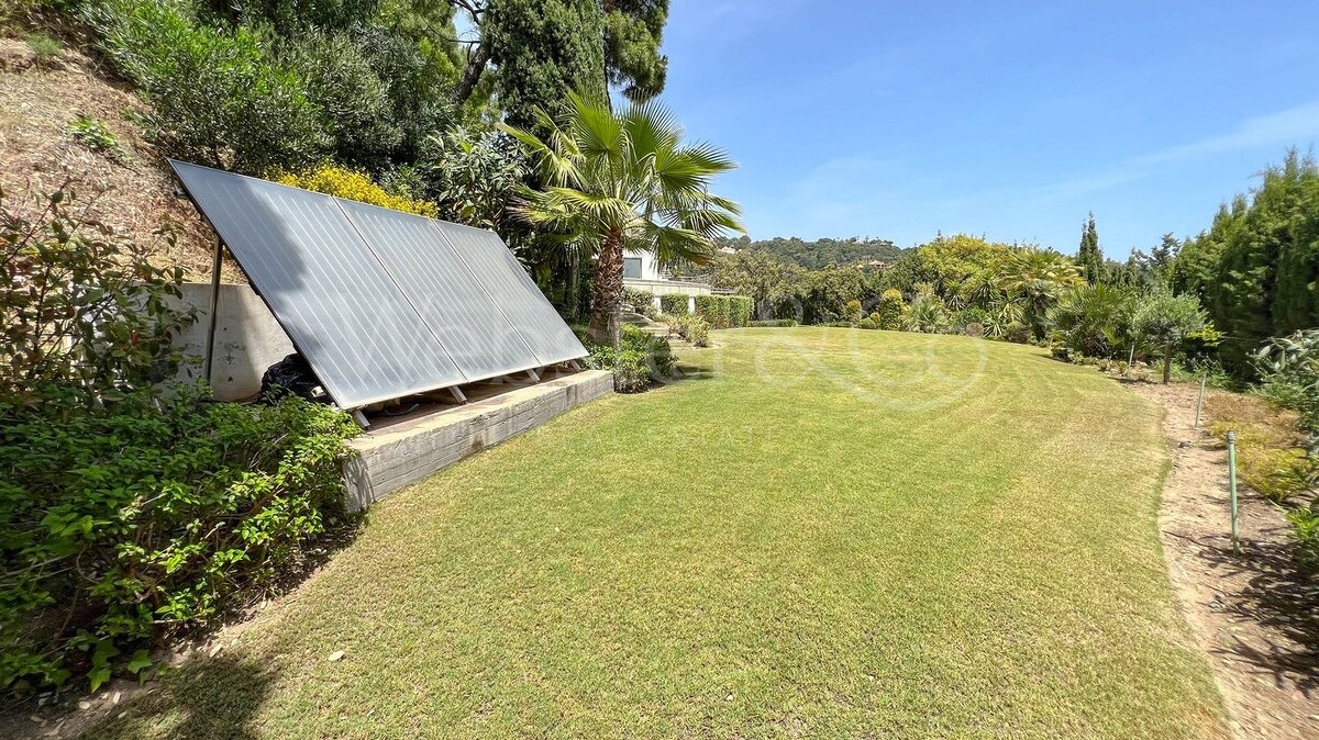 Villa Palmera - Luxury & Security in La Zagaleta