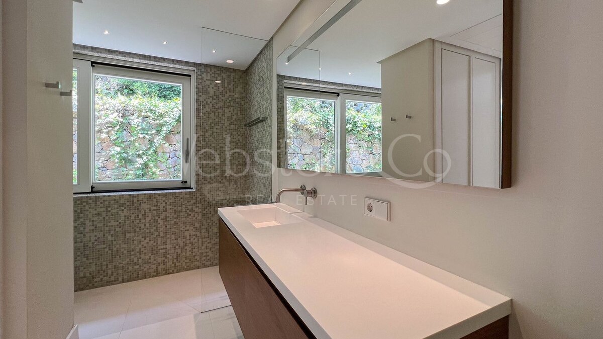 Villa Palmera - Luxury & Security in La Zagaleta