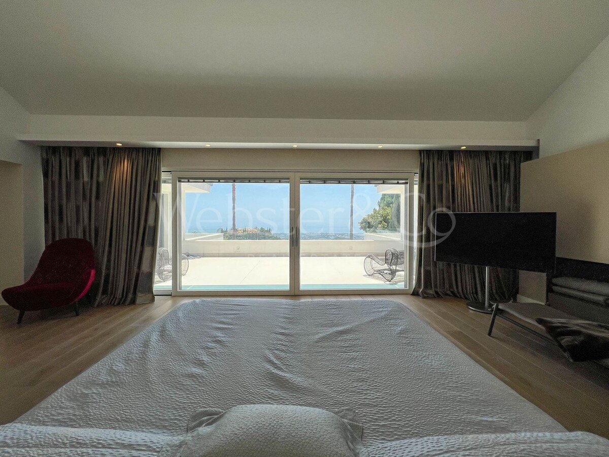 Villa Palmera - Luxury & Security in La Zagaleta