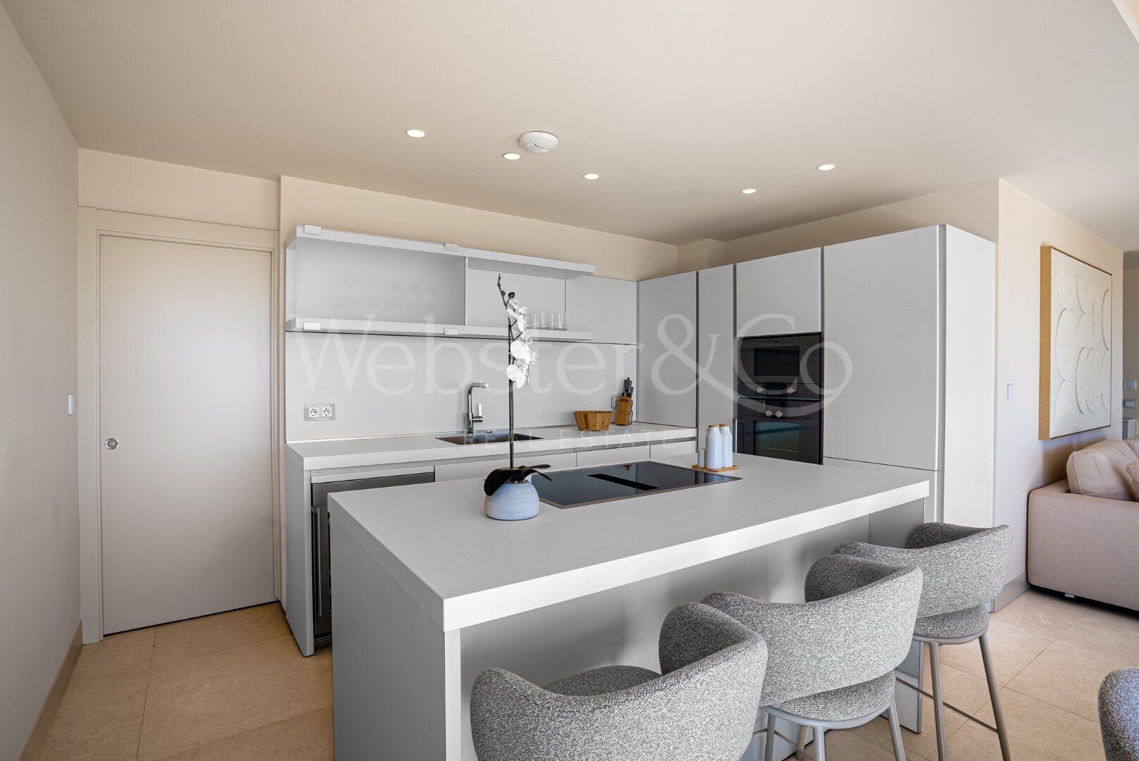 Penthouse Velaya - Frontline Beach Home, Estepona