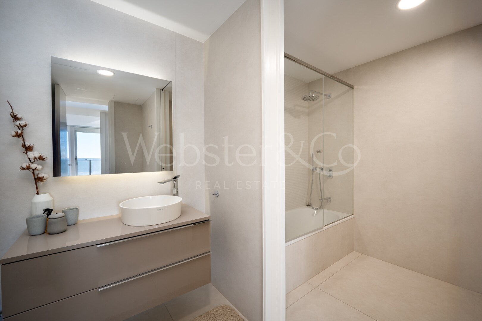 Casa Azul - Beach Front Luxury in Estepona