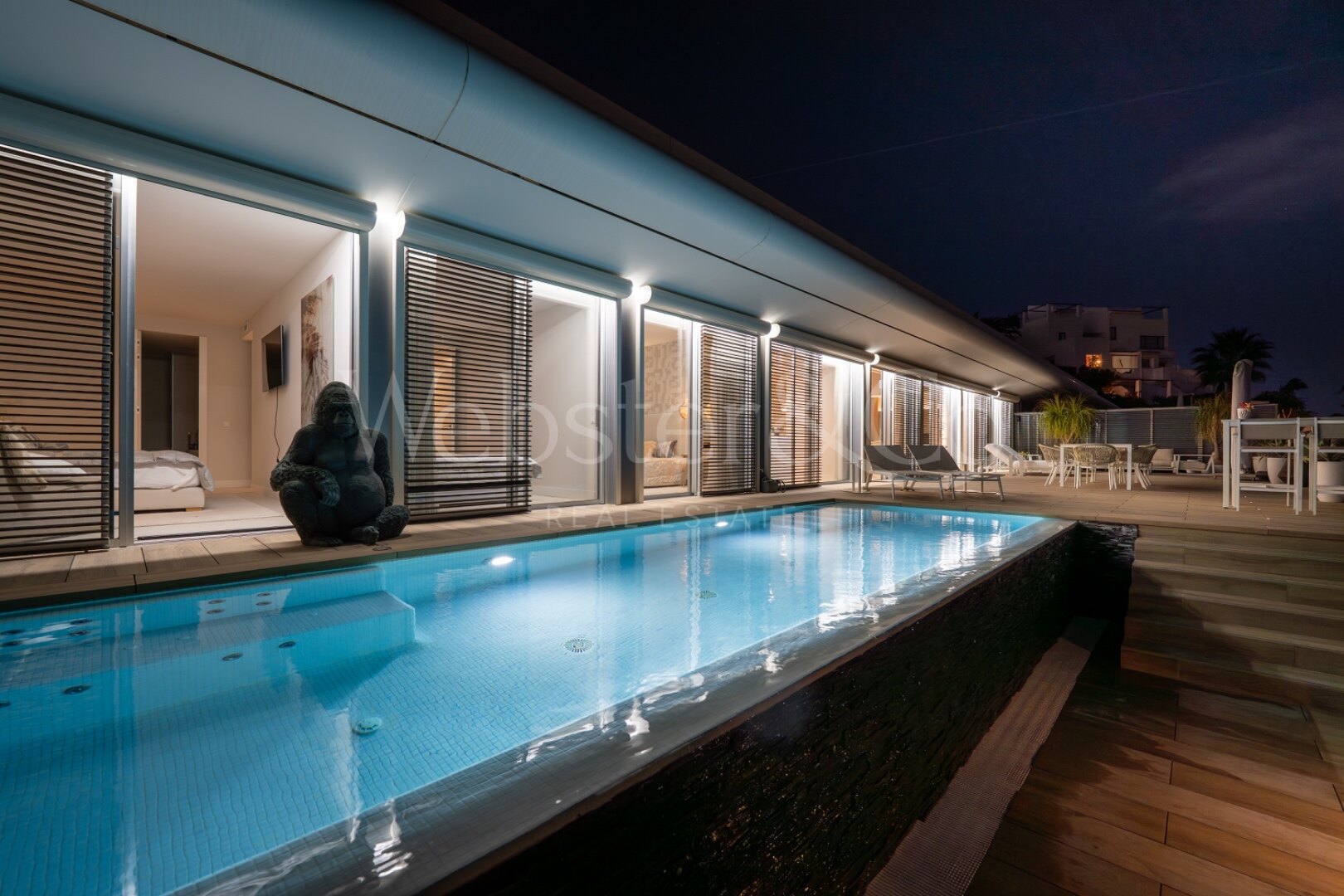 Casa Azul - Beach Front Luxury in Estepona