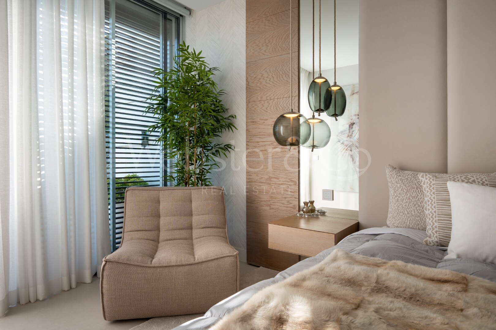 Casa Azul - Beach Front Luxury in Estepona