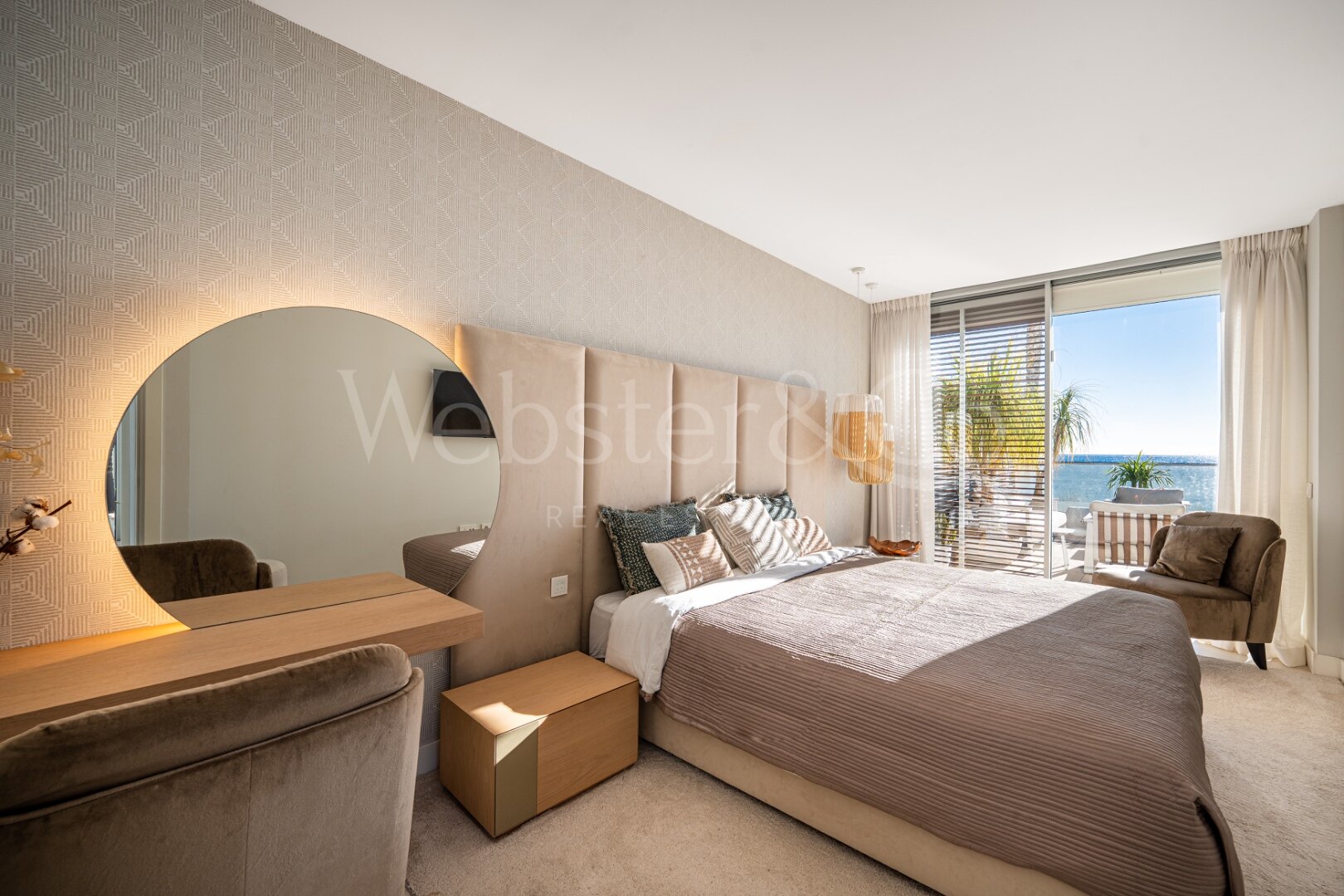 Casa Azul - Beach Front Luxury in Estepona