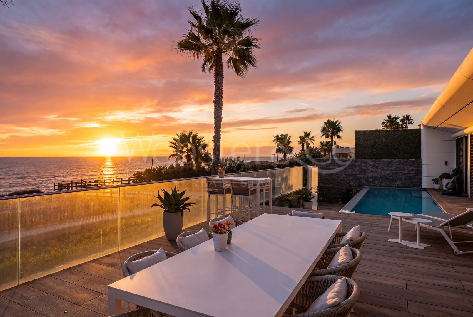 Casa Azul - Beach Front Luxury in Estepona
