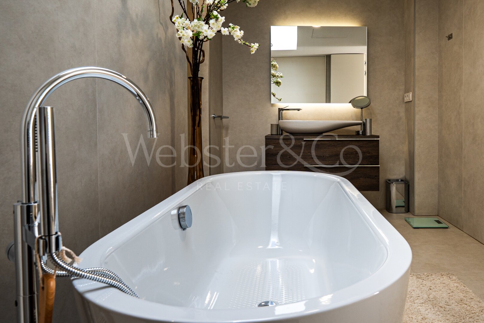 Casa Azul - Beach Front Luxury in Estepona