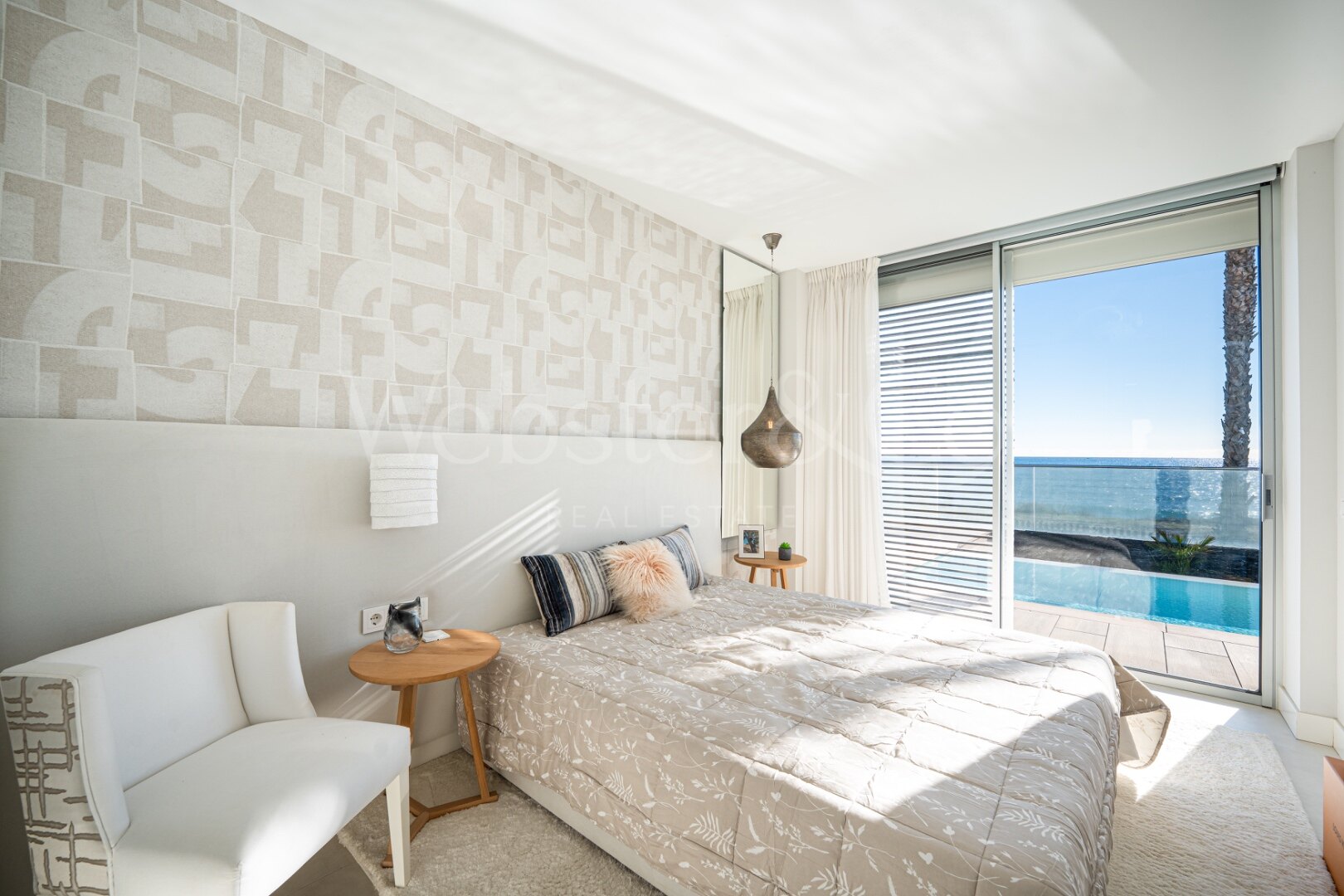 Casa Azul - Beach Front Luxury in Estepona