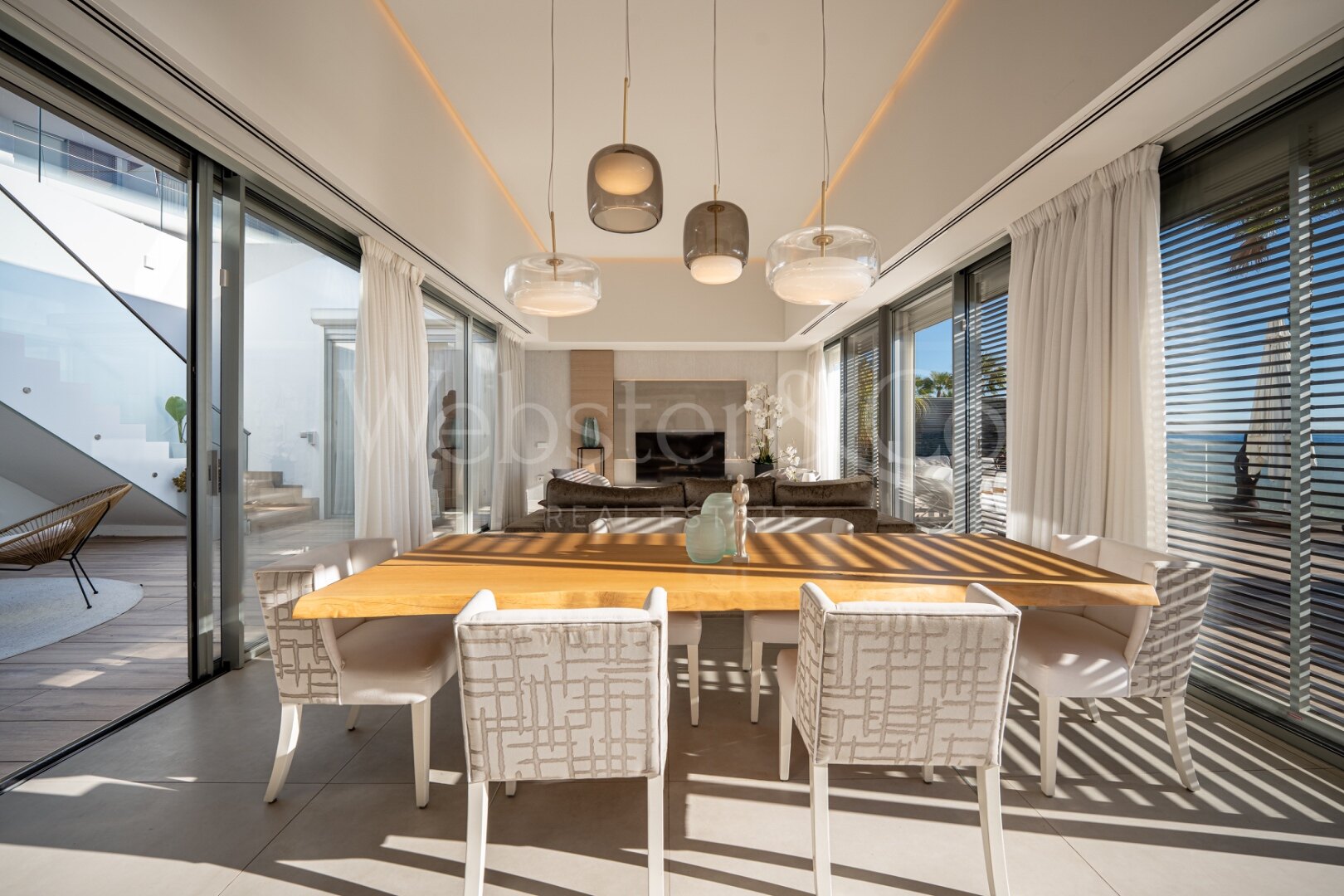 Casa Azul - Beach Front Luxury in Estepona