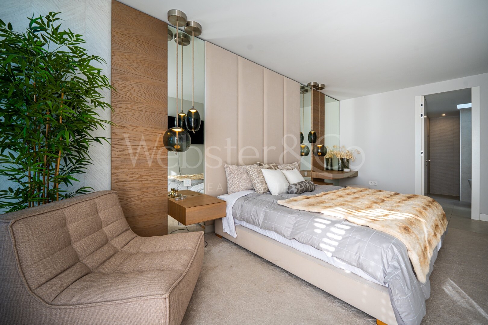 Casa Azul - Beach Front Luxury in Estepona