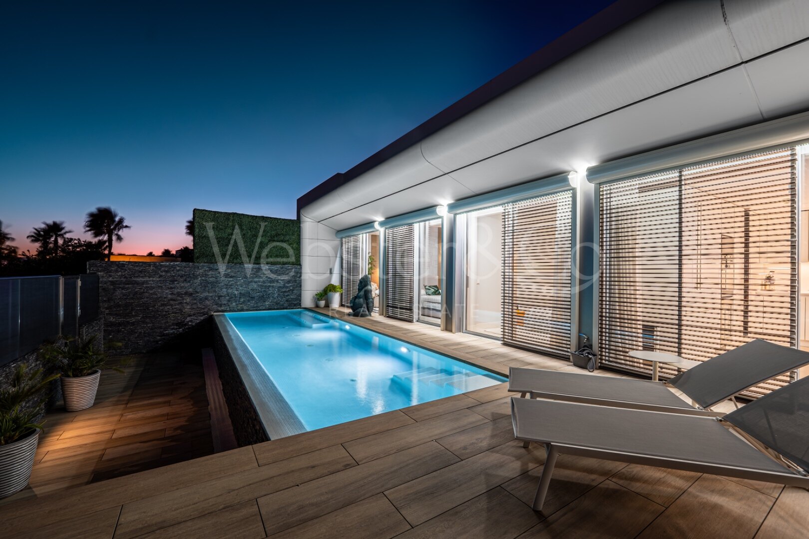 Casa Azul - Beach Front Luxury in Estepona