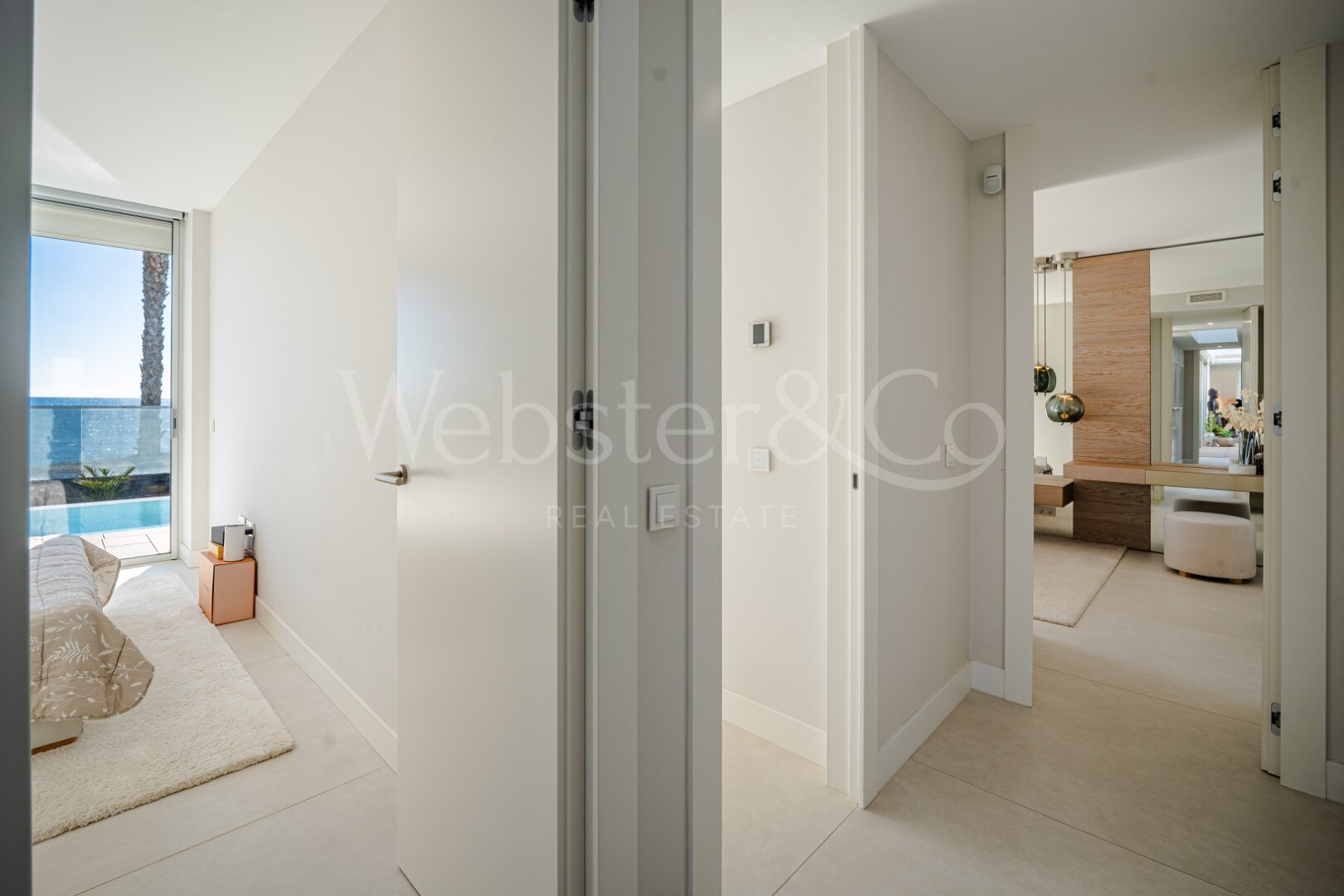 Casa Azul - Beach Front Luxury in Estepona