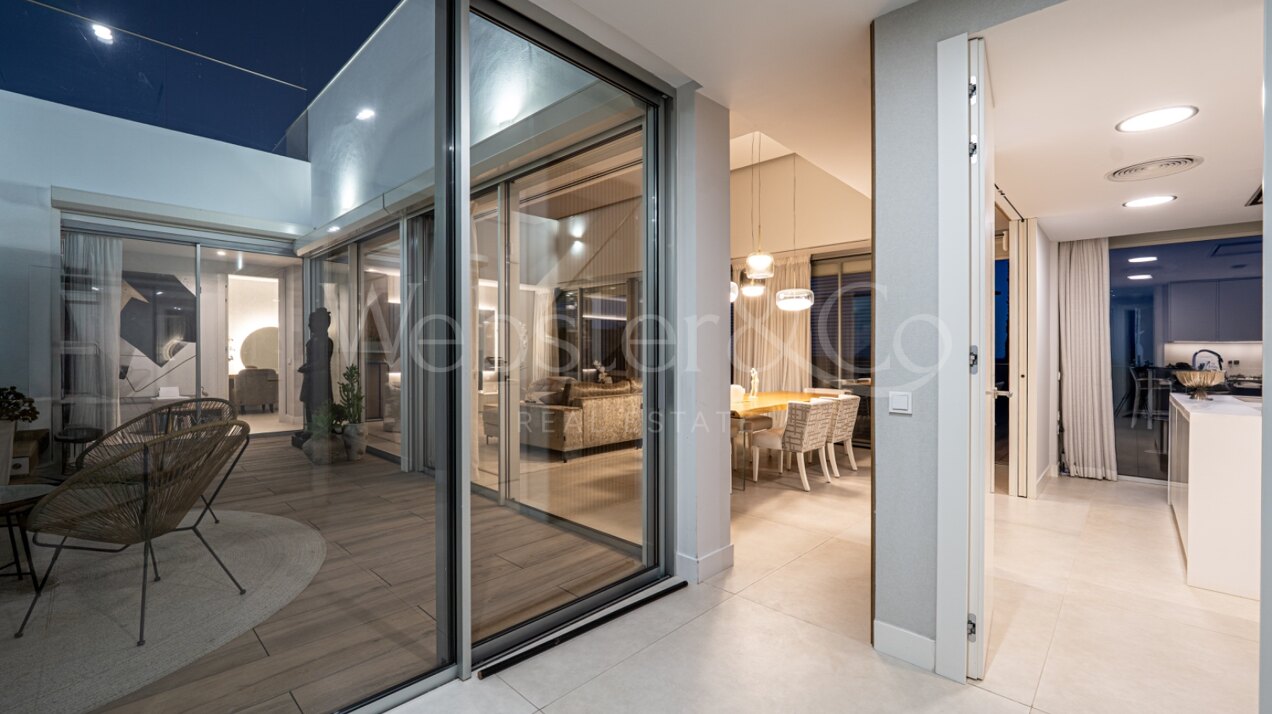 Casa Azul - Beach Front Luxury in Estepona