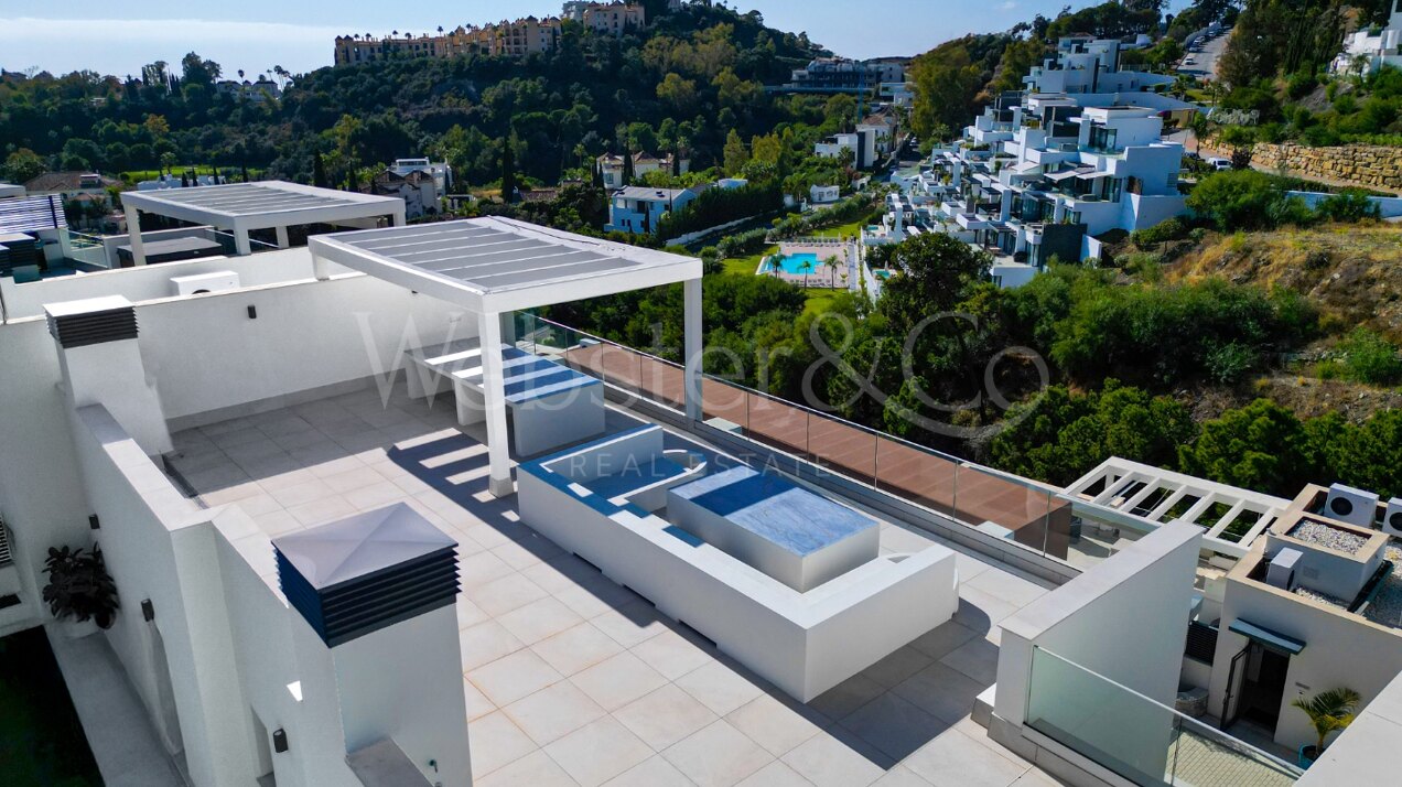 Penthouse Alborada - Exquisite Duplex in Benahavis