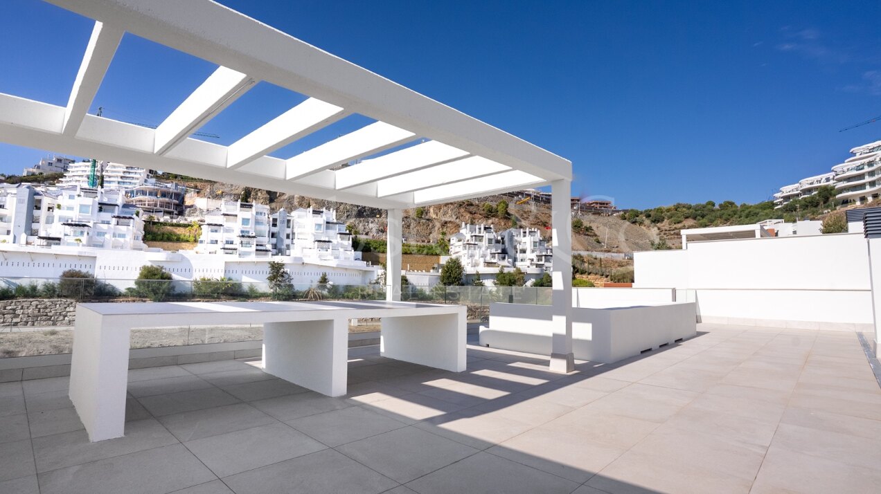 Penthouse Alborada - Exquisite Duplex in Benahavis