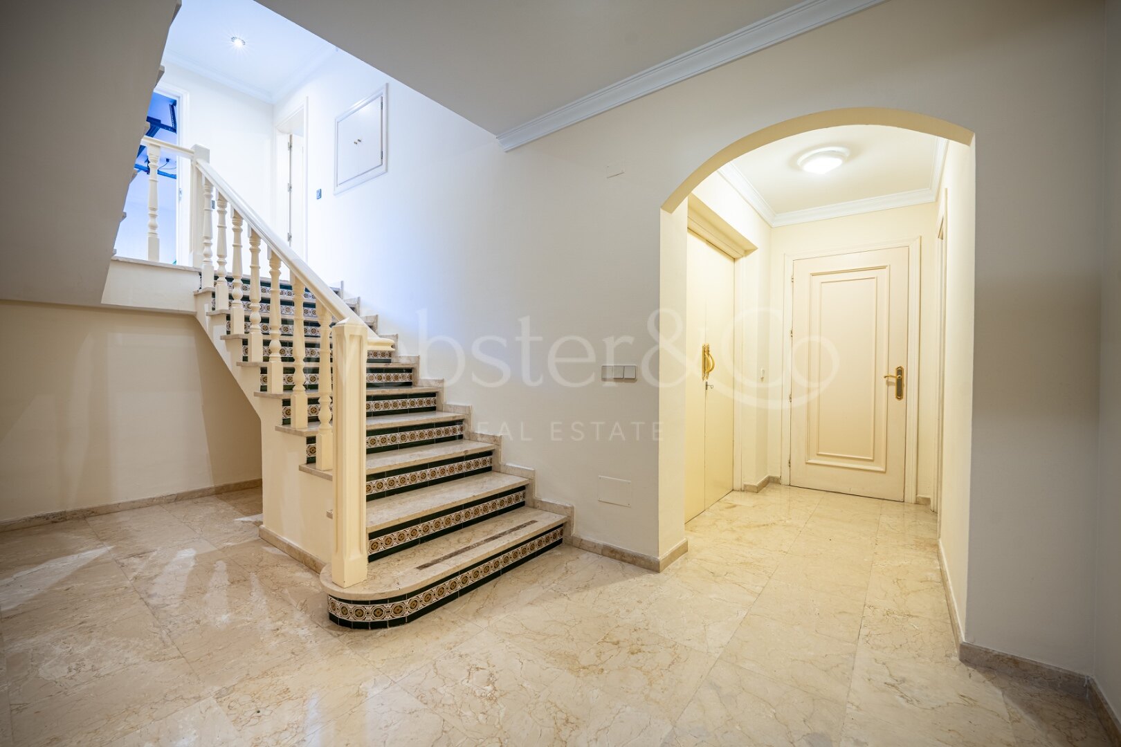 Villa La Fontana - Classical Luxury in Los Monteros