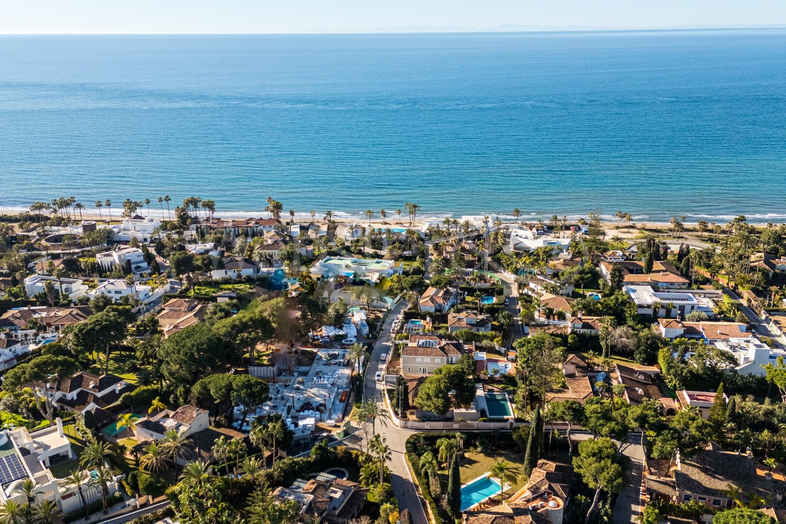Villa La Fontana - Classical Luxury in Los Monteros