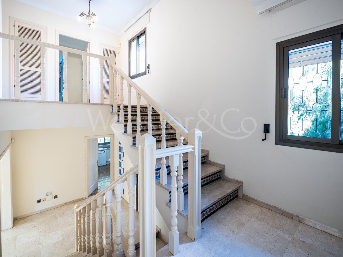 Villa La Fontana - Classical Luxury in Los Monteros